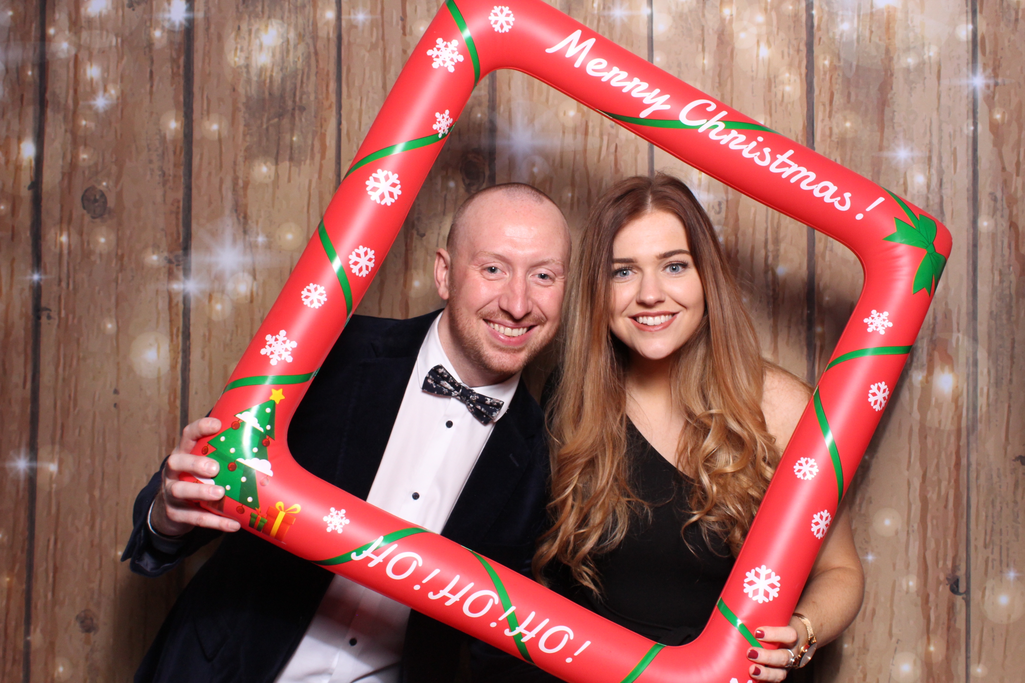 Tes Christmas party  | View more photos from the event at gallery.magicimages.uk/u/MagicImages/Tes-Christmas-party